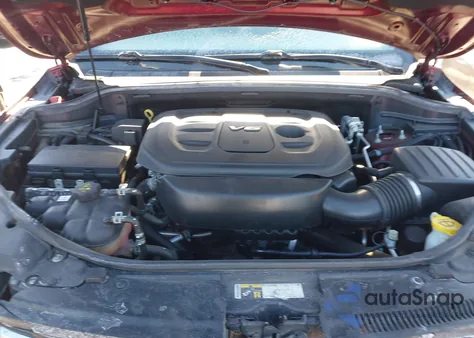 2018 Jeep Grand Cherokee Laredo E 4X4 z USA, uszkodzony, nr VIN 1C4RJFAG6JC284138